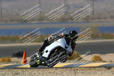 media/Apr-10-2022-SoCal Trackdays (Sun) [[f104b12566]]/Turn 14 (10am)/